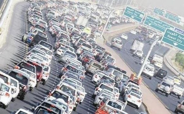 Recommendation to cut expatriate cars older than 10 years in Kuwait