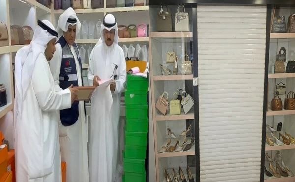 Kuwait Authorities Shut Down Shop Selling Fake Branded Products in Farwaniya