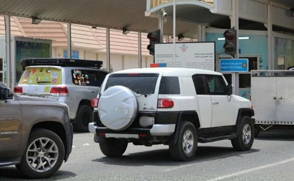 5 travelers caught using fake customs documents at Kuwait border crossing