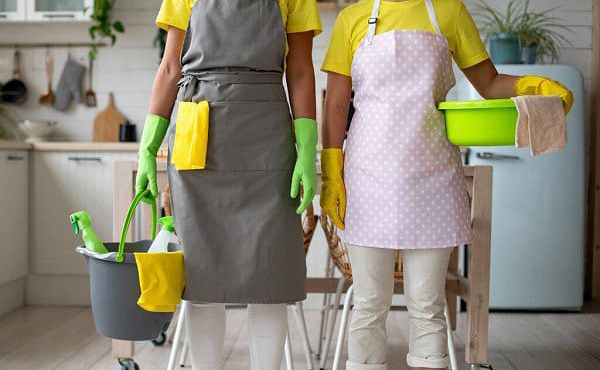 acute shortage of domestic workers; Kuwaitis trapped in fraud
