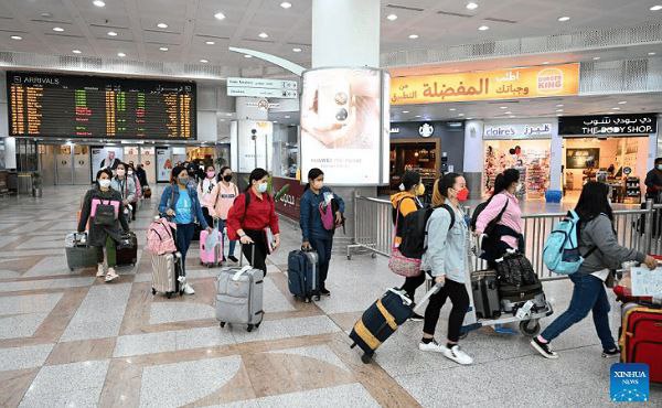 Filipinos with valid visas in Kuwait can renew residence permits, despite visa suspension