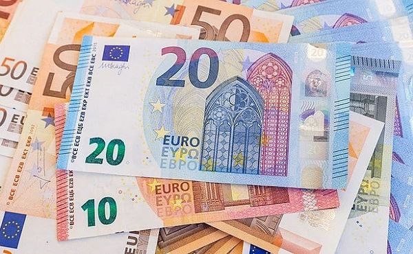 Kuwaiti tourists to benefit from Euro plummeting against dollar