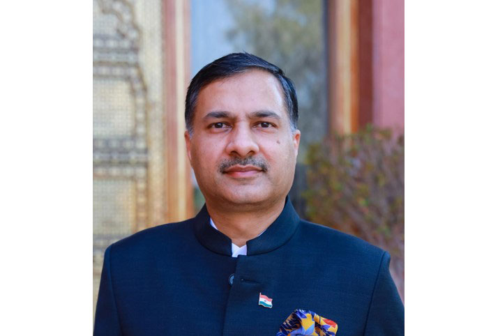 Indian Ambassador extends Ramadan greetings to all ......  Read more at: https://www.indiansinkuwait.com/news/Indian-Ambassador-extends-Ramadan-greetings-too-all/