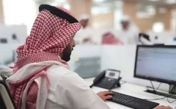 No more expatriates in supermarkets and cooperatives; Only Kuwaitis are appointed to higher jobs