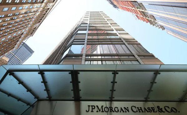 Nonsense and Bad Rules Persist in Banking