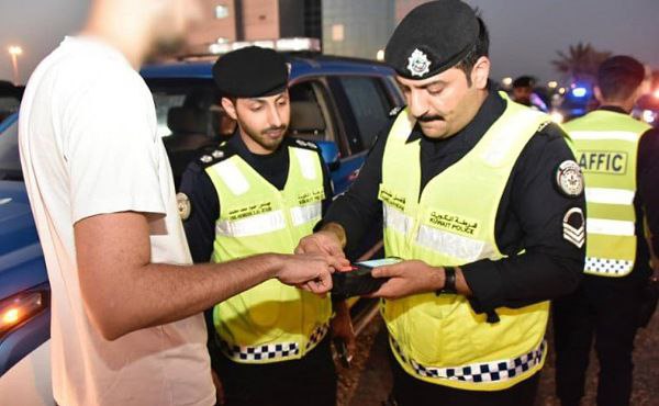 Kuwait continues its search on residency violators