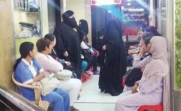 20 domestic worker office licenses suspended, 6 new permits issued