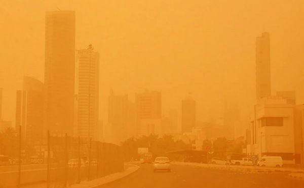 Kuwait braces for 4 days of severe dust, 49°C heat