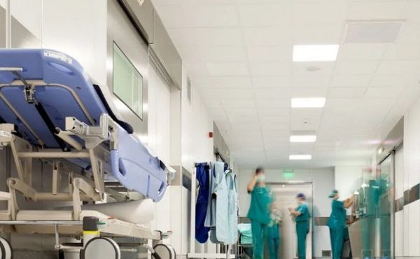Kuwait excludes visit visa holders from accessing public healthcare services